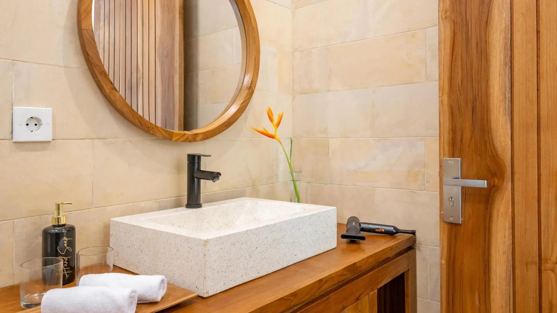 D' Radja Ubud Villa - Luxury 4Br Private Pool Sanctuary