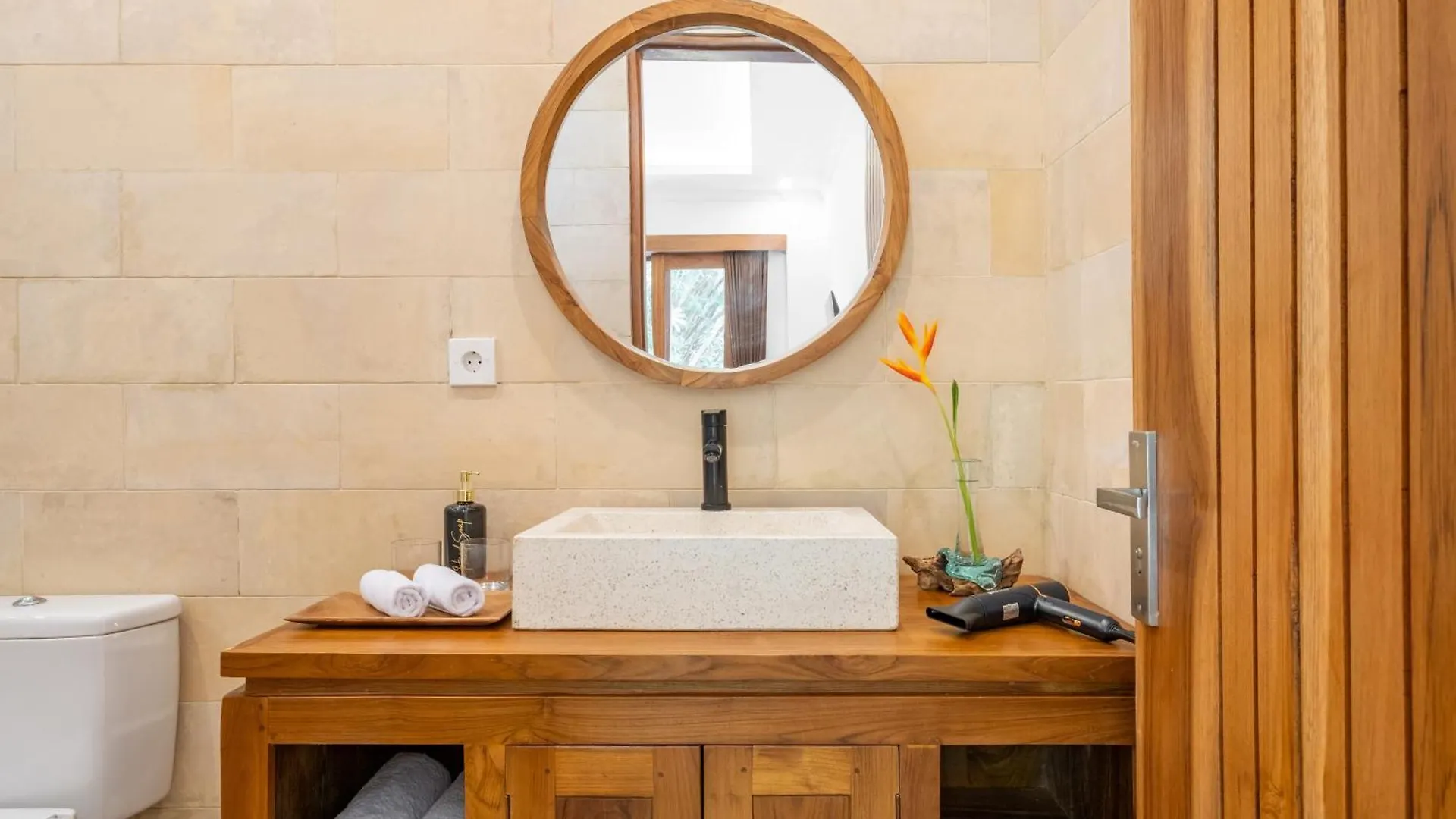 D' Radja Ubud Villa - Luxury 4Br Private Pool Sanctuary Indonesia